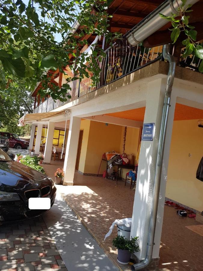 Apartmani Corleone Bilice Zewnętrze zdjęcie