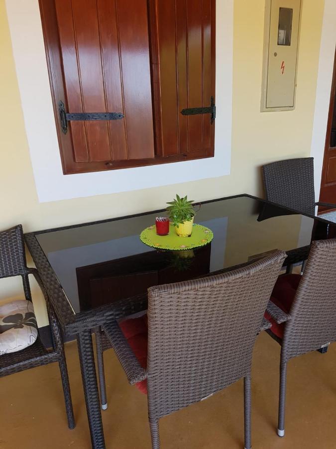 Apartmani Corleone Bilice Zewnętrze zdjęcie