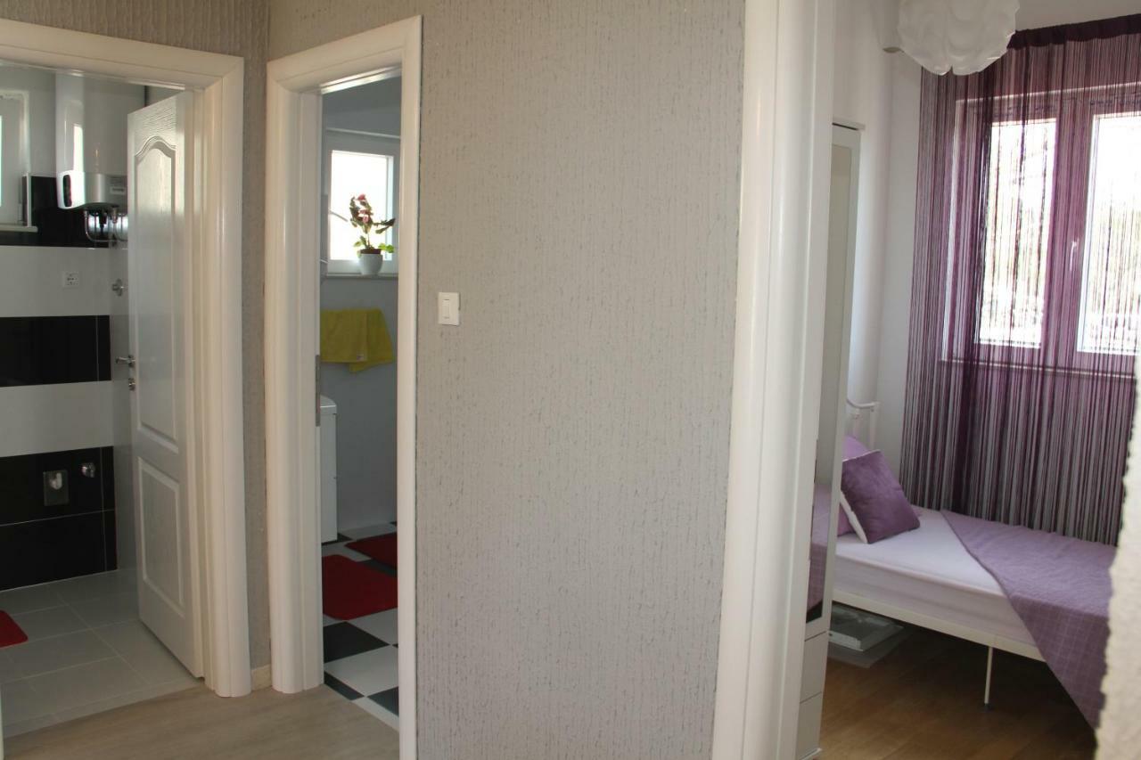 Apartmani Corleone Bilice Zewnętrze zdjęcie